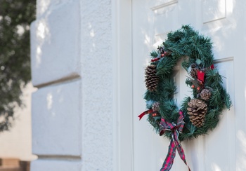 DIY: create a Christmas wreath